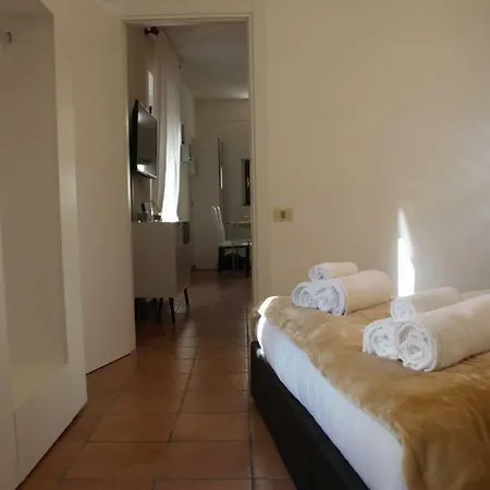 Happy House - Quartiere Monumentale Apartamento Gubbio