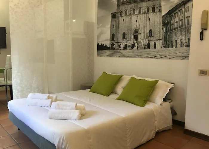 Happy House - Quartiere Monumentale Apartment *